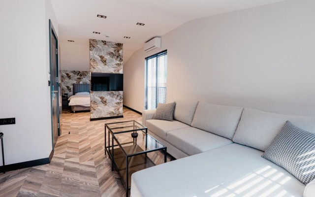 Angelo Coffee Suites