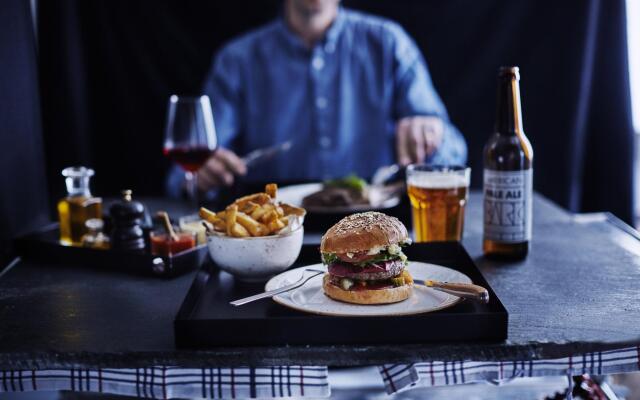 Crowne Plaza Copenhagen Towers by IHG