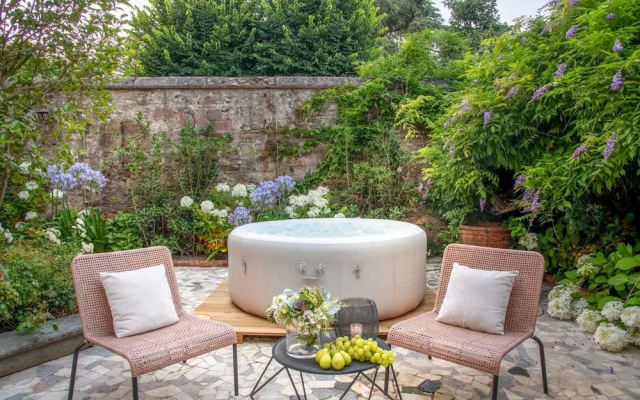 The Garden Lodge in Lucca