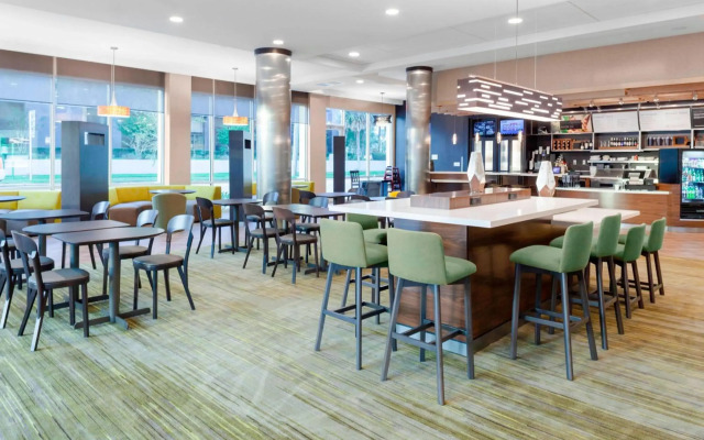 Courtyard by Marriott DeLand Historic Downtown