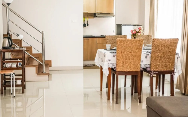 Airport Condo by Younique Travel