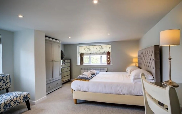 The Old Granary, Nether Westcote