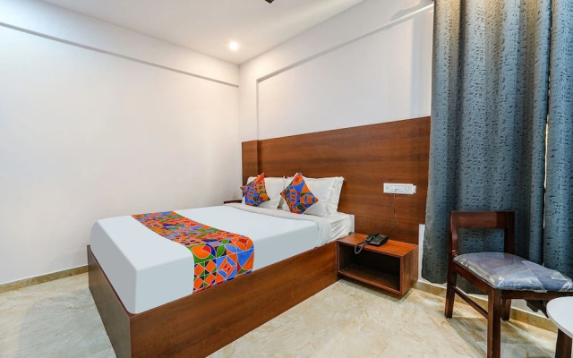 Fabhotel Tree Suites