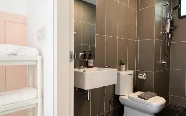 Greenfield Residence by Five Senses