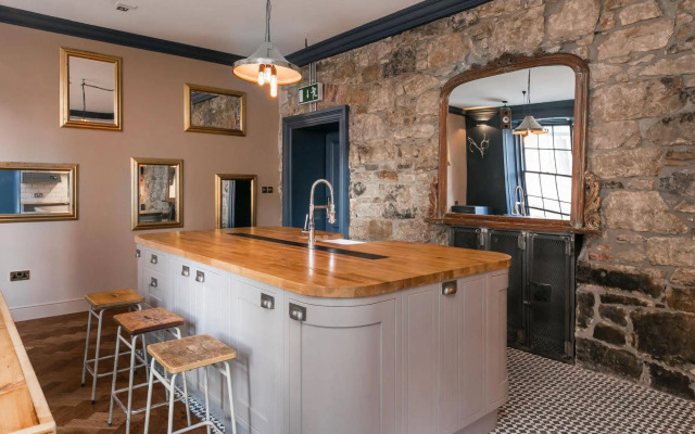 The Baxter Hostel