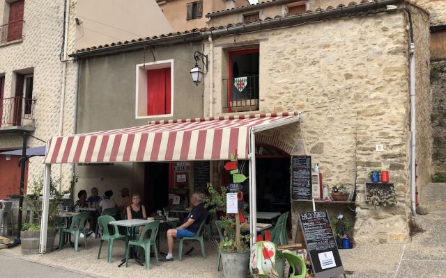 Aux Belles Vacances- Adult Only