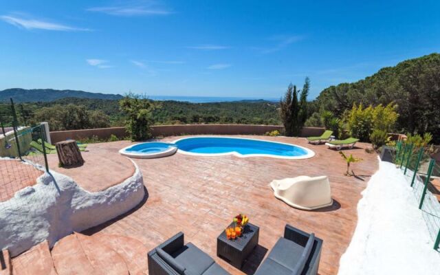 House Mercury Lloret de Mar