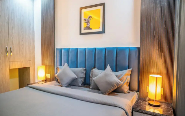 Housr Studio Rooms Sector 30 Gurgaon