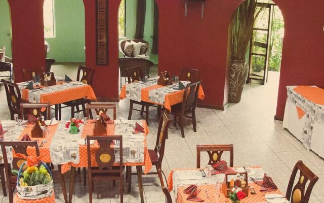 White Castle Hotel Arua