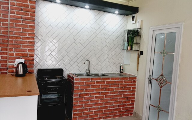 Hideaway Apartments