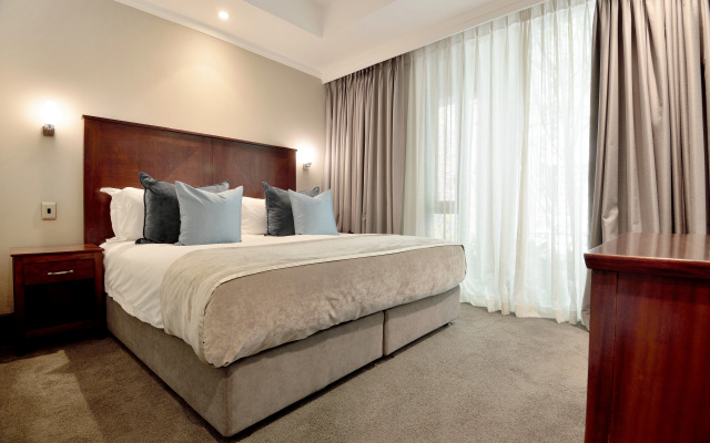 Raphael Penthouse Suites