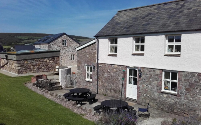 Bunk House - 4 Bedroom - Llangenith