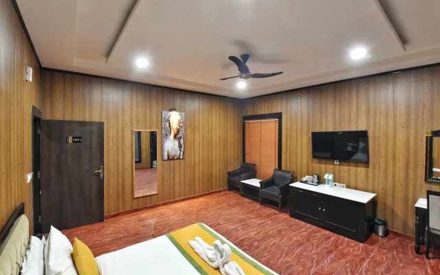 Foxoso Fiori Hotel