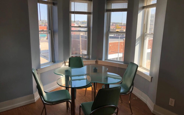 Spacious,elegant 2BR Apartment in Dubuque Downtown