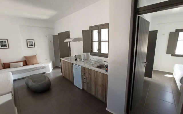 Amphitrite Suites Santorini