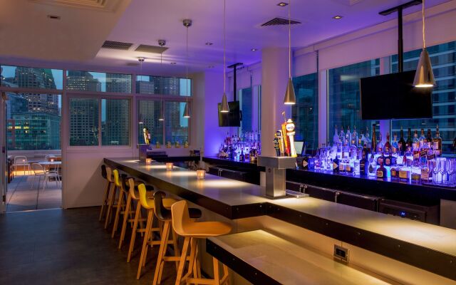 YOTEL Boston