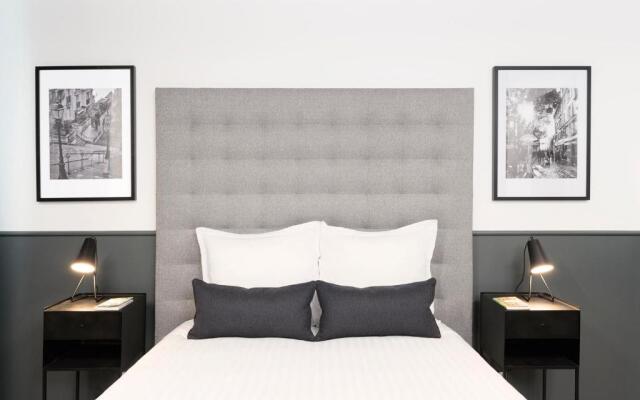 Luxury AC 3 Bedrooms Le Marais I by Livinparis