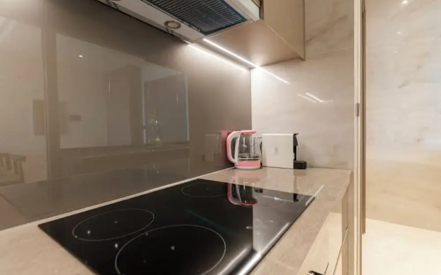 Le Places The Luxury MarQ Saigon Apartment