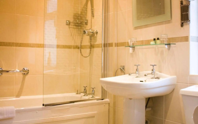 Beverley Hotel