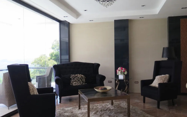 Splash Suites Tagaytay