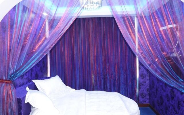 Theme Was Love Jiangwan Branch