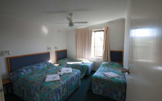 Pelicans Motel San Remo