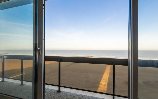 Apartment on the Seventh Floor With sea View