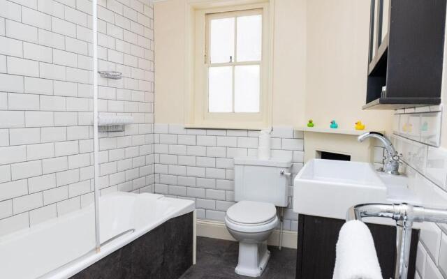 Karah Suites - Montpellier Apartments