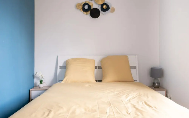 Apartment in Le Mans Near City Center