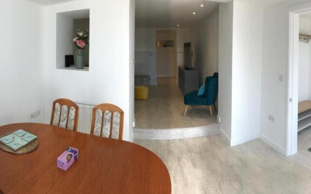 Lyme View Apartment
