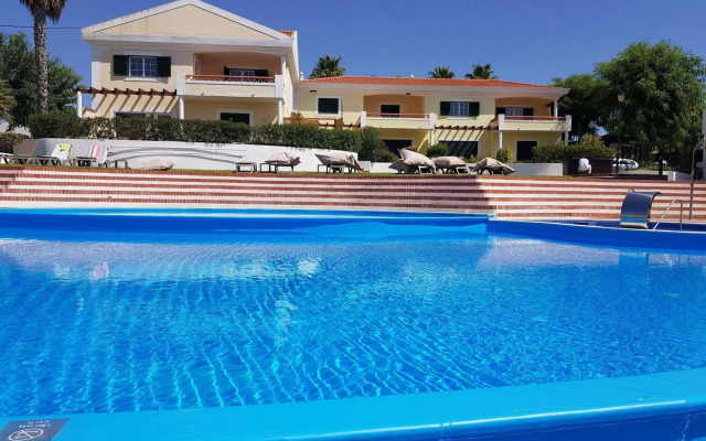 Longevity Cegonha Country Club