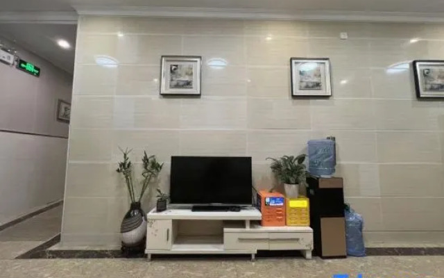 Yayuan Hostel