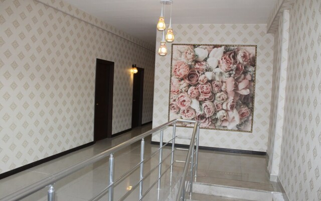 East House Hotel