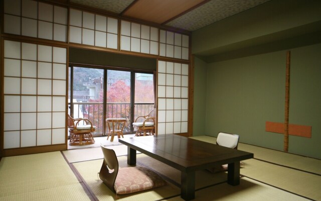 Albergo Yuraku