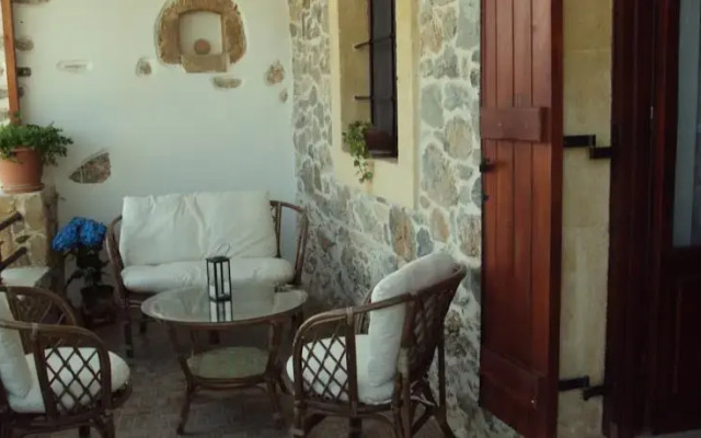 Villa Mistatos