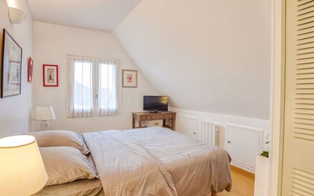 House Philblue Saint Philibert