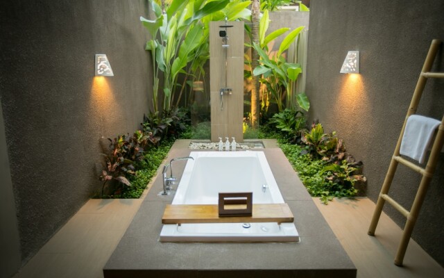 Senetan Villa and Spa Resort