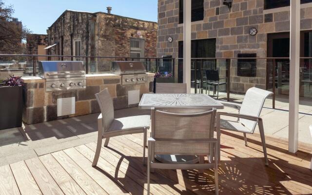 Hampton Inn & Suites San Antonio Riverwalk