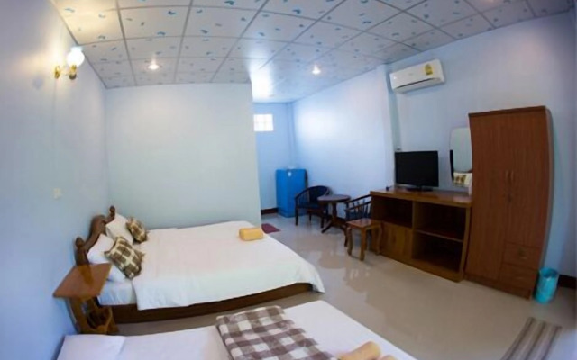 Warakorn Baansuan - Amphawa