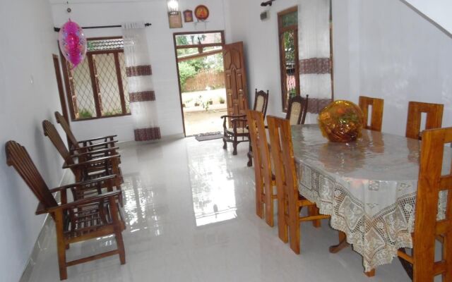 Mango House