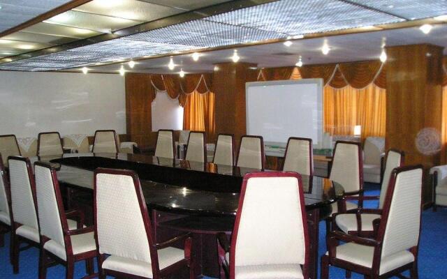 Zhongguo Hualu Hotel - Dalian