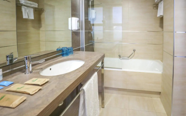 Hotel YIT Conquista de Granada
