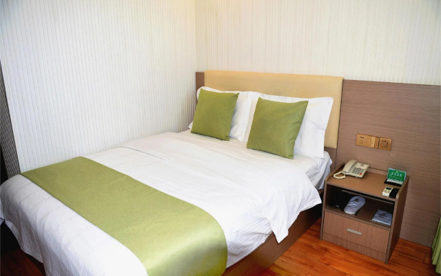 GreenTree Alliance Hulunbeier Zhalantun Railway Station Hotel