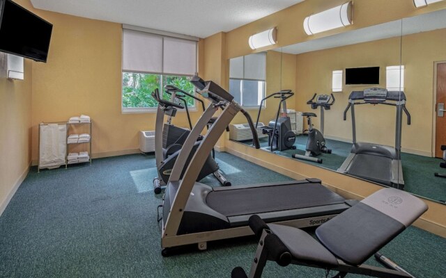 La Quinta Inn And Suites Naples Downtown