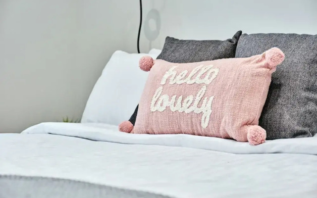 Princess Green - Portrush by the Sea