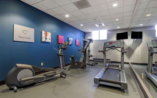 Comfort Suites Huntersville near Lake Norman