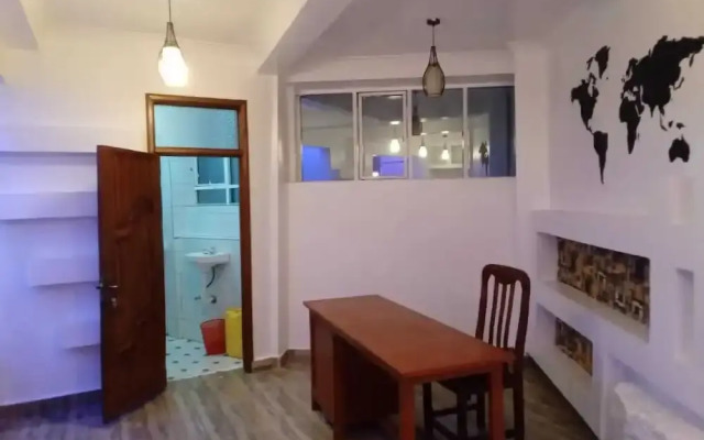 Queen Greenstars Apartment