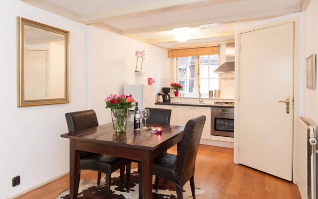 City Studio Apartments