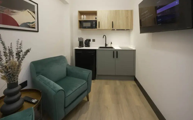 Sixty Aparthotel 2bed, Central Cardiff + Parking