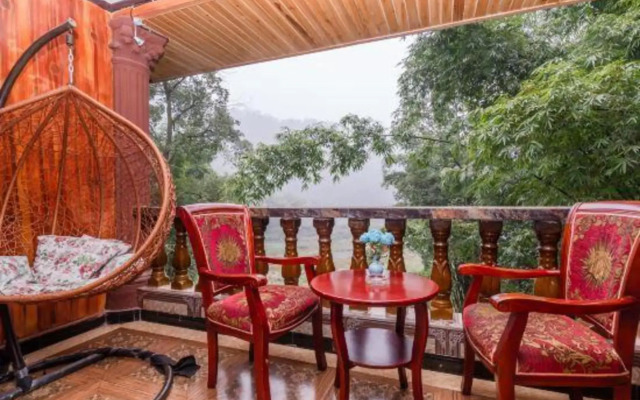 Lei's Courtyard Holiday Hotel